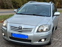 Gebraucht Toyota Avensis 129 PS (94 kW) 2008 Silber Kombi