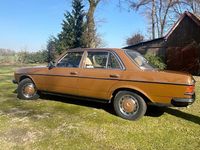 Gebraucht Mercedes 200 94 PS (69 kW) 1980 Braun Limousine
