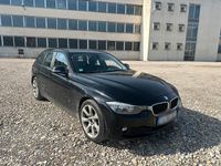 Gebraucht BMW 320 184 PS (135 kW) 2015 Schwarz Kombi