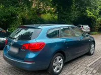 Gebraucht Opel Astra 136 PS (100 kW) 2014 Blau Kombi