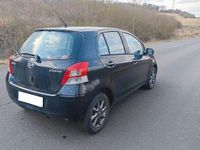 Gebraucht Daihatsu Charade 99 PS (72 kW) 2011 Schwarz Limousine