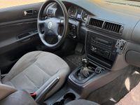 Gebraucht VW Passat 131 PS (96 kW) 2004 Schwarz Kombi