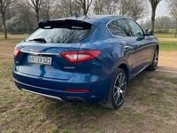 Gebraucht Maserati Levante 430 PS (316 kW) 2017 Blau SUV