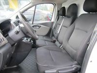 Gebraucht Renault Trafic Komfort 95 PS (69 kW) 2016 Van / Kleinbus