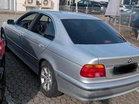 Gebraucht BMW 523 170 PS (125 kW) 1998 Silber Limousine