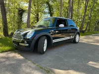 Używany Mini Cooper 116 KM (85 kW) 2002 Czarny Hatchback