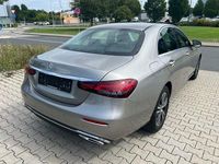 Gebraucht Mercedes E220 Avantgarde 194 PS (142 kW) 2021 Mojavesilber metalliclack (metallic) Limousine