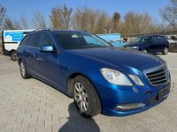 Gebraucht Mercedes E200 136 PS (100 kW) 2013 Blau Kombi