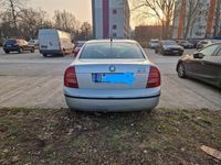 Gebraucht Skoda Superb Elegance 193 PS (141 kW) 2002 Silber Limousine