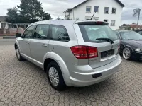 Gebraucht Dodge Journey SE 170 PS (125 kW) 2010 Silber SUV