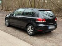 Gebraucht VW Golf VI 105 PS (77 kW) 2010 Schwarz Kleinwagen