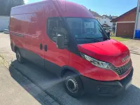 Gebraucht Iveco Daily 156 PS (114 kW) 2020 Rot Van