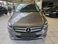 Gebraucht Mercedes B180 109 PS (80 kW) 2016 Grau Van / Kleinbus