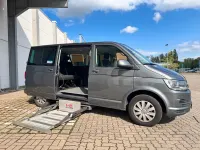 Gebraucht VW Transporter 150 PS (110 kW) 2016 Grau Van