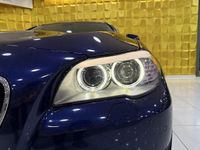 Gebraucht BMW 530 Sport Line 258 PS (189 kW) 2011 Blau Limousine