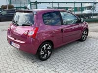 Używany Renault Twingo Dynamique 75 KM (55 kW) 2012 Purpurowy Hatchback