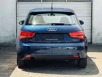 Gebraucht Audi A1 Attraction 86 PS (63 kW) 2011 Blau Kleinwagen