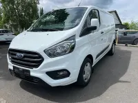 Gebraucht Ford Transit Custom 131 PS (96 kW) 2019 Weiß Van / Kleinbus