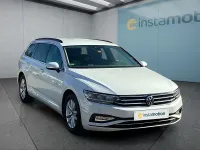 Gebraucht VW Passat 150 PS (110 kW) 2023 Weiß Kombi