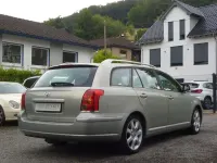 Gebraucht Toyota Avensis 147 PS (108 kW) 2006 Silber Kombi