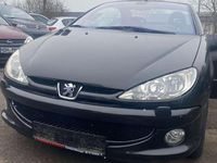Gebraucht Peugeot 206 CC Platinum 136 PS (100 kW) 2004 Farbe schwarz obsidien/metalli Cabrio