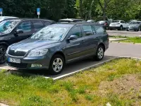 Gebraucht Skoda Octavia Elegance 105 PS (77 kW) 2010 Grau Kombi