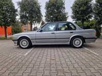 Gebraucht BMW 325 Performance 171 PS (125 kW) 1987 Silber Coupé