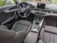 Gebraucht Audi A4 150 PS (110 kW) 2016 Weiß Limousine