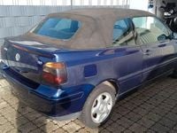 Gebraucht VW Golf Cabriolet 116 PS (85 kW) 2001 Blau Cabrio