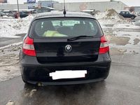 Gebraucht BMW 118 122 PS (89 kW) 2006 Schwarz Kleinwagen