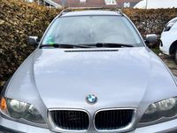 Gebraucht BMW 318 2004 Grau Kombi