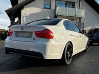 gebraucht BMW 318 E90 LCI i