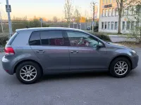 Gebraucht VW Golf VI Comfortline 105 PS (77 kW) 2010 Grau Kleinwagen
