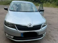 Gebraucht Skoda Rapid 110 PS (80 kW) 2015 Silber Kleinwagen