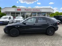 Używany Seat Leon 105 KM (77 kW) 2004 Czarny Hatchback