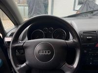 Second-hand Audi A2 75 CP (55 kW) 2002 Albastru Hatchback