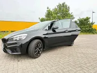 Gebraucht BMW 214 95 PS (69 kW) 2016 Schwarz Van / Kleinbus