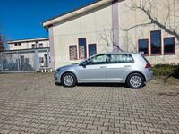 Second-hand VW Golf VII Trendline 110 CP (80 kW) 2016 Argintiu Berlinǎ