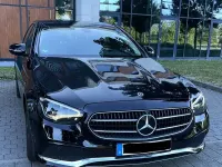 Gebraucht Mercedes E220 Avantgarde 200 PS (147 kW) 2023 Schwarz Limousine