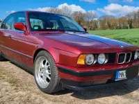 Gebraucht BMW 520 150 PS (110 kW) 1991 Rot Limousine