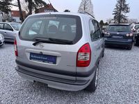 Gebraucht Opel Zafira 100 PS (73 kW) 2004 Silber Van / Kleinbus