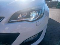 Gebraucht Opel Astra Sport 130 PS (95 kW) 2014 Weiß Kombi
