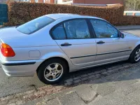 Gebraucht BMW 316 105 PS (77 kW) 1999 Silber Limousine