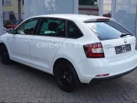 Gebraucht Skoda Rapid Drive 95 PS (69 kW) 2018 Weiß Kleinwagen