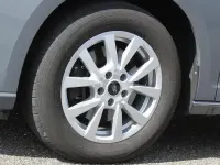 Gebraucht Ford Tourneo Titanium 122 PS (89 kW) 2024 Grau metallic Van / Kleinbus