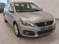 Gebraucht Peugeot 308 131 PS (96 kW) 2019 Lack grau artense/metallic Coupé
