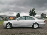 Gebraucht Mercedes E200 Classic 163 PS (119 kW) 2002 Silber Limousine