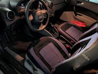Gebraucht Audi A1 Attraction 86 PS (63 kW) 2011 Braun Kleinwagen
