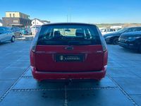 Używany Ford Focus 109 KM (80 kW) 2009 Czerwony Sedan/Limuzyna