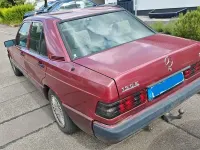 Gebraucht Mercedes 190 109 PS (80 kW) 1992 Rot Limousine